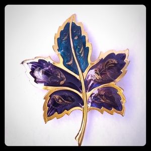 Brooch Enameled Large Leaf nwOt